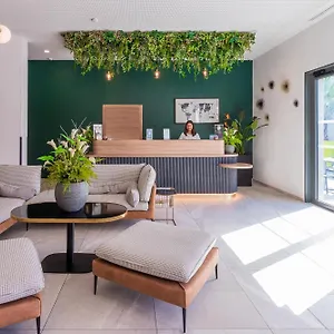 Отель Kyriad Lyon Ouest